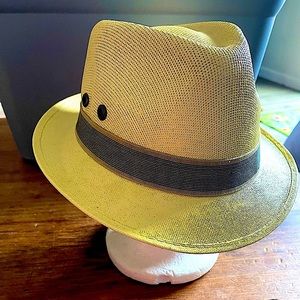 Fedora - Charlie